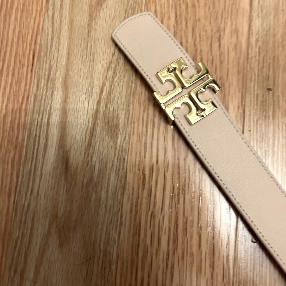 Tory burch belt